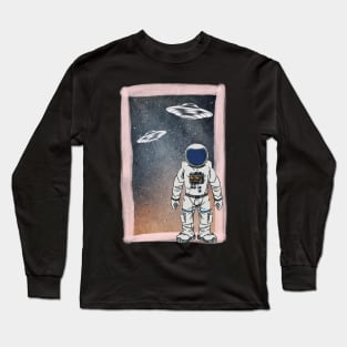 Floating astronaut Ufo alien abduction funny cute spaceship moon mars cosmic space Long Sleeve T-Shirt